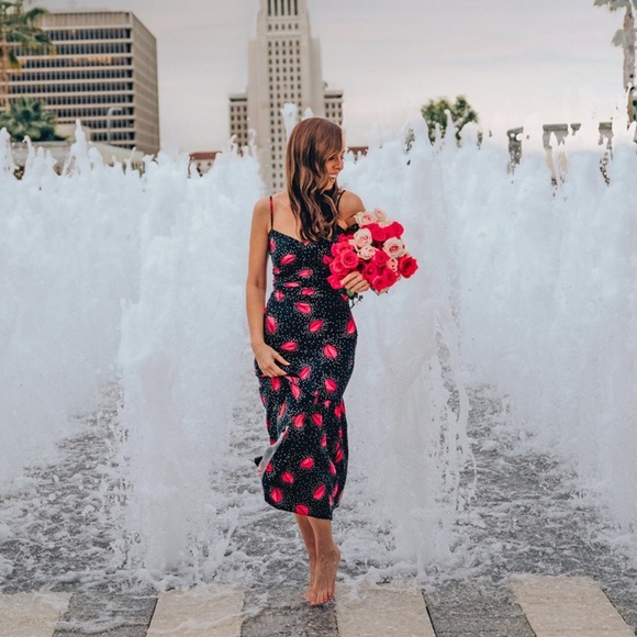 Ali & Jay Ariel Dress Midi Novelty Print Lips Sexy Black Pink XS Ruched Dot - Picture 1 of 15